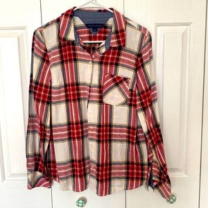Tommy Hilfiger plaid button down flannel shirt